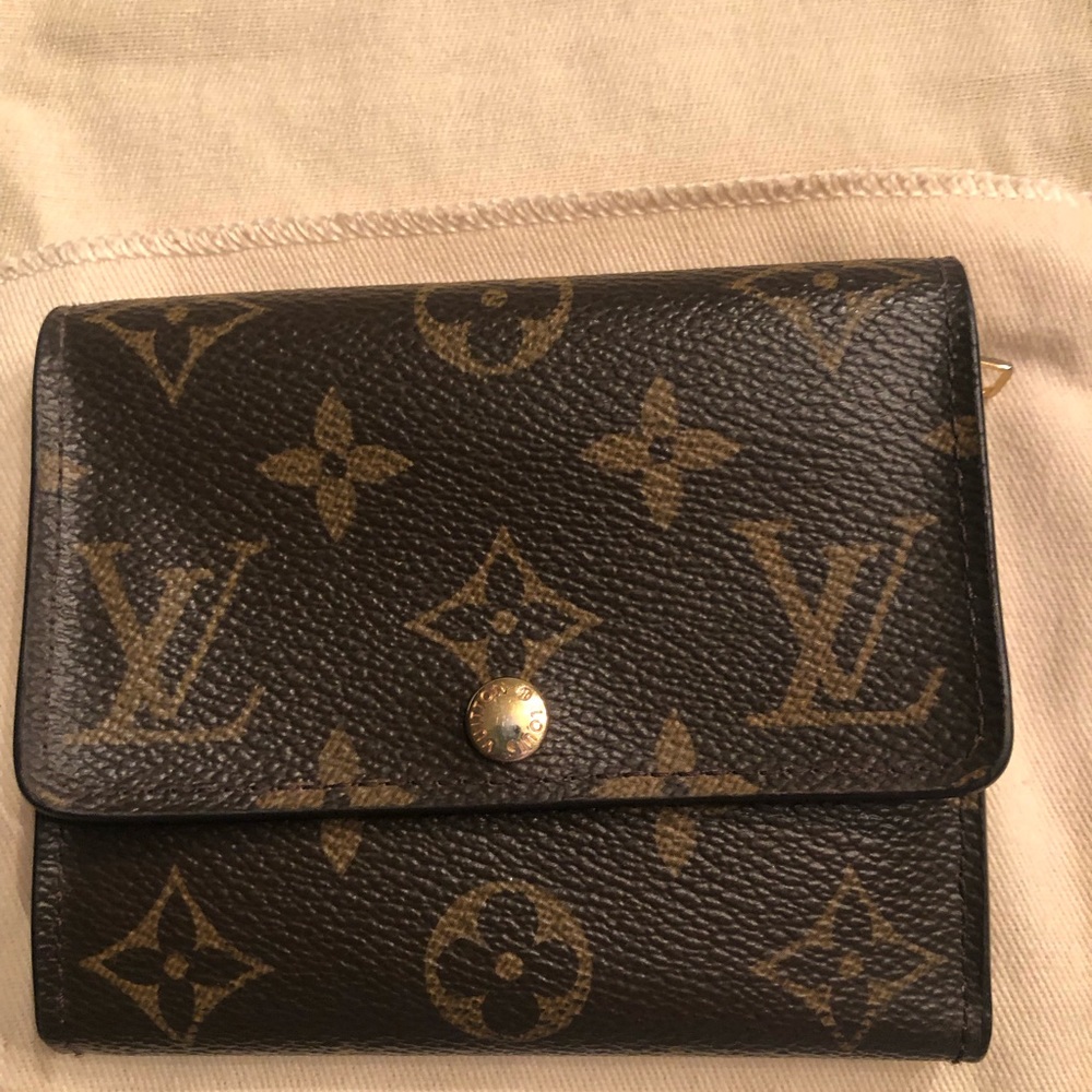 Louis Vuitton Elise Wallet  *SOLD*